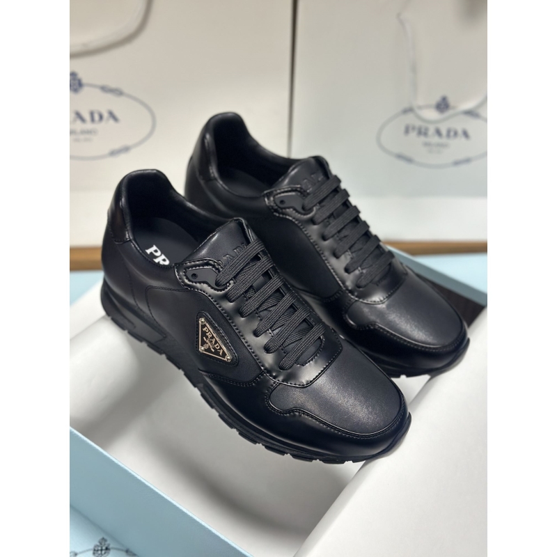 Pra*a casual shoes